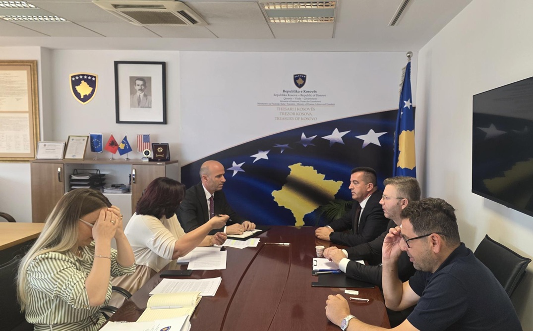 Imazh për takim me Thesarin
